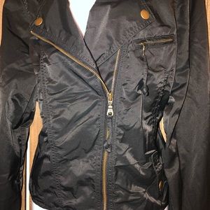 Moto style crop jacket. Zippers. Black. Large